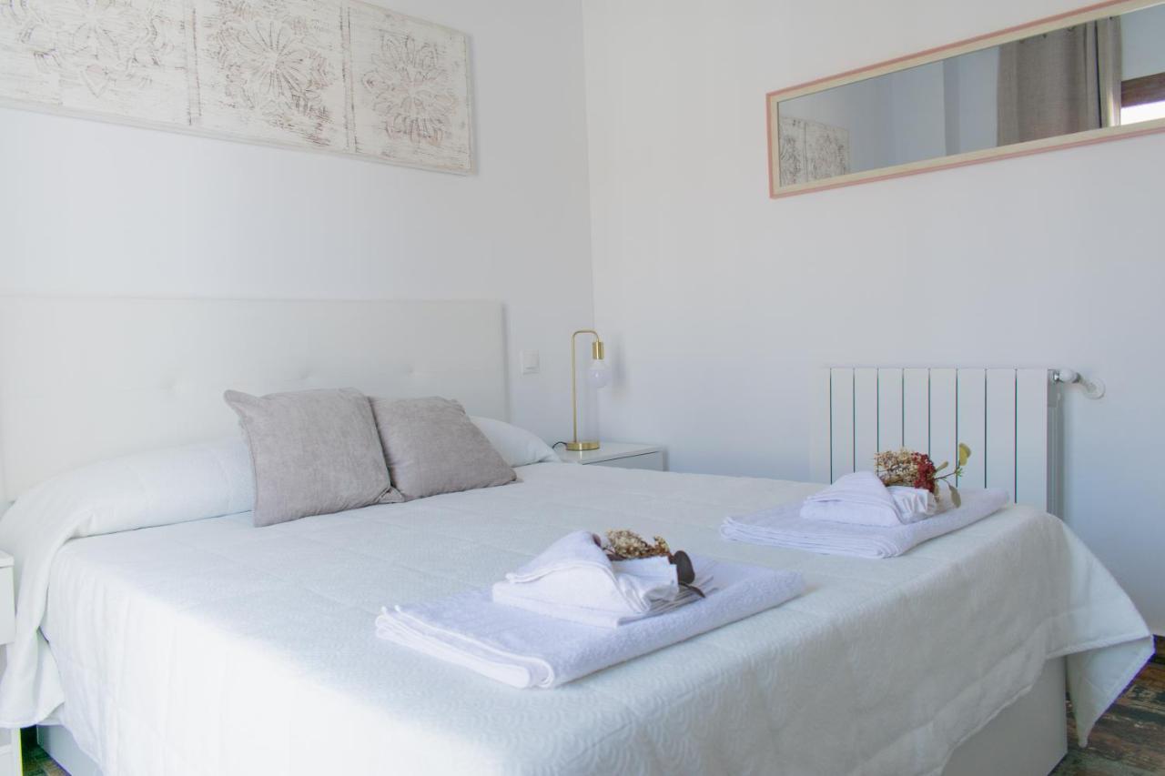 Apartamentos Cerezo Ла-Кодосера Экстерьер фото