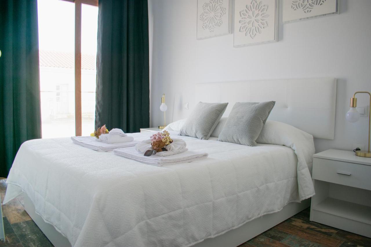 Apartamentos Cerezo Ла-Кодосера Экстерьер фото